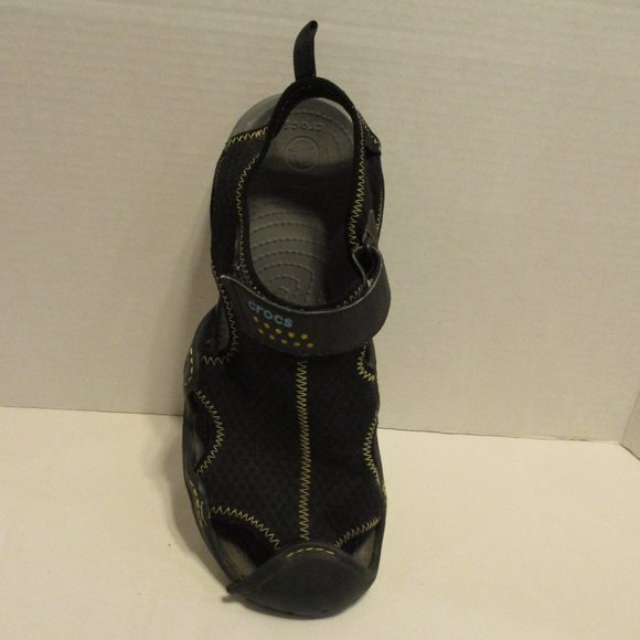 CROCS Men Size 12 Black Gray Outdoors Pool Beach Closed Toe Sandals main image 5